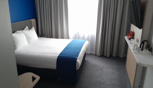 Holiday Inn Express Poole by IHG