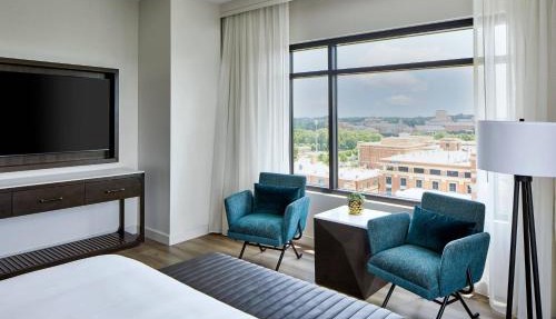 UNC Charlotte Marriott Hotel & Conference Center