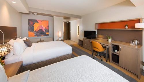 Courtyard by Marriott Phoenix Downtown