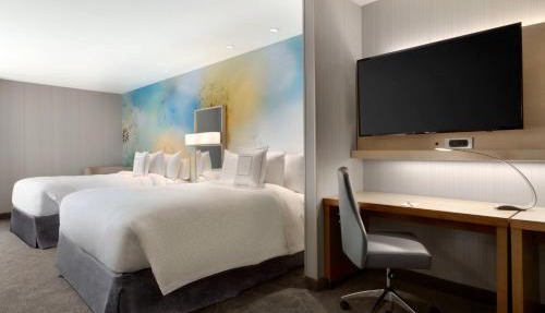 Courtyard by Marriott Toronto Mississauga/West