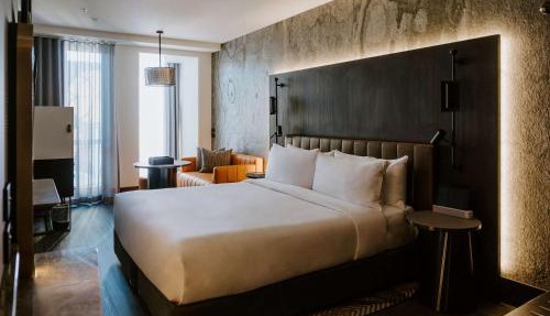 The Motley Hotel Richmond, Tapestry Collection by Hilton