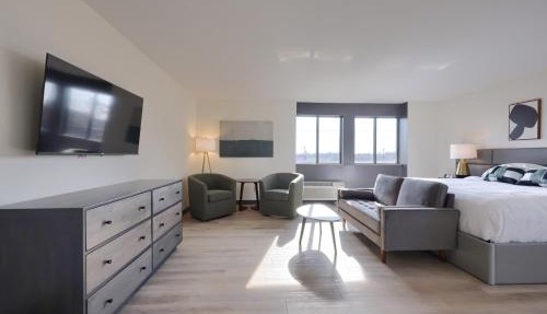 Lititz Pointe Inn and Suites