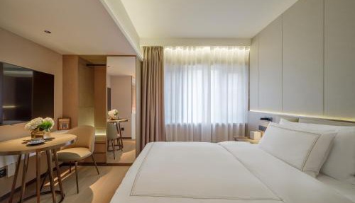 Donghu Collection Hotel
