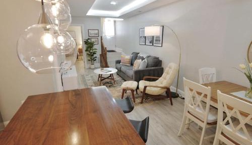Stellar Stay by Petworth Metro