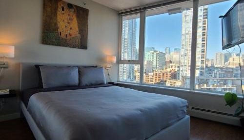 Charming Abode Downtown Vancouver
