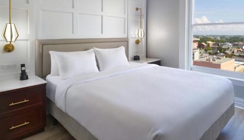 Courtyard by Marriott New Orleans French Quarter/Iberville