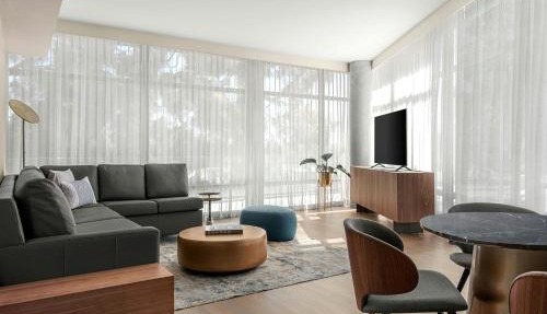 TETRA Hotel, Autograph Collection