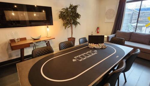 LiV MTL Plato Grand Luxe Penthouse Near Downtown Montreal