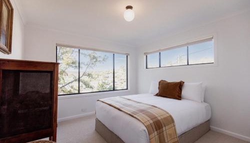 Trendy apartment in the heart of West Hobart