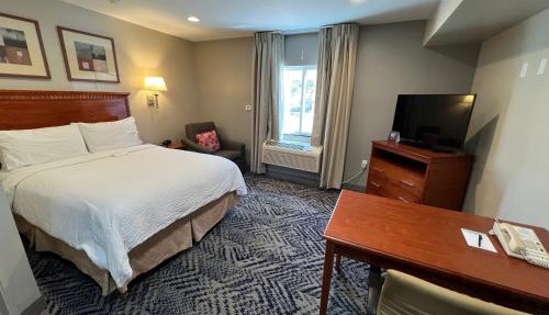Candlewood Suites LAX Hawthorne by IHG