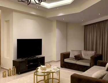 شقه فندقيه برج أم كلثوم zamalek 3BD Apartment