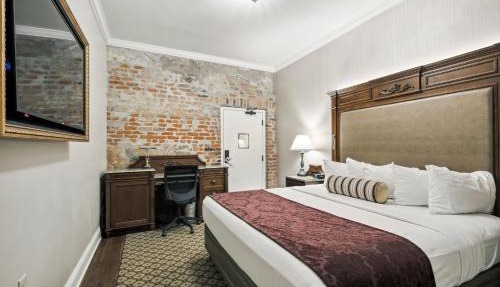 French Market Inn