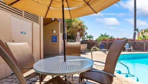 Maui Vista 2121- Remodeled 1 bedroom Kihei gem across the street from beach