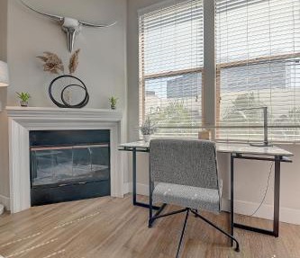 Penthouse One Bedroom Garden View Condo by UCLA