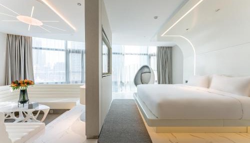 Crystal Hotel Shanghai North Sichuan Road on the Bund