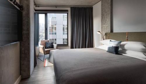 MOXY Seattle Downtown