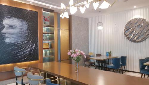 Crystal Hotel Jing'an Darongcheng Hutai Road
