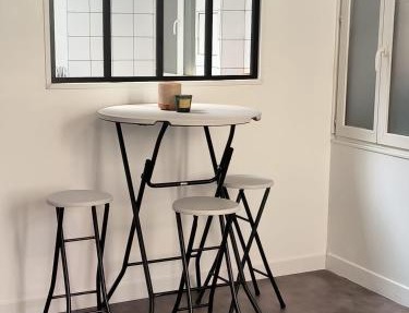 Studio cosy TV Netflix Proche Stade de France