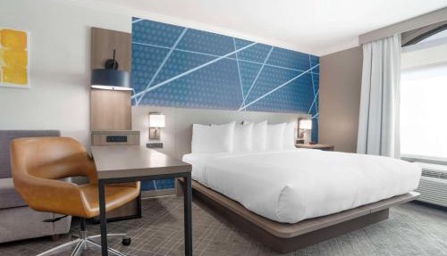 Comfort Inn & Suites New Orleans Airport North