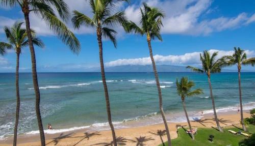 Hale Mahina A406- Top floor oceanfront 2bed condo, expansive views