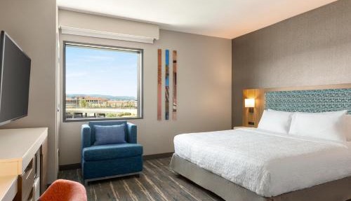 Hampton Inn & Suites San Mateo-San Francisco Airport