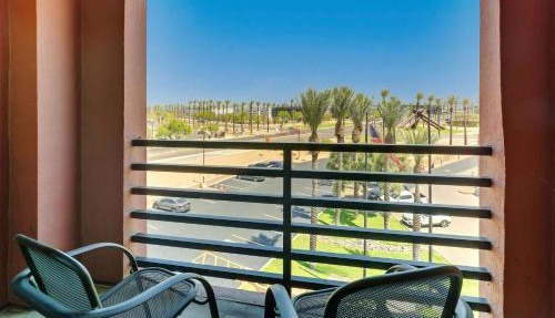 Drury Inn & Suites Phoenix Airport