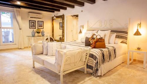Leones de Alba Hotel Boutique