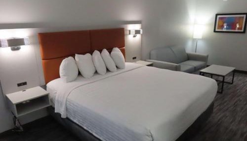 Best Western Heritage Inn & Suites