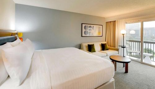 Sonesta Select San Francisco Airport Oyster Point Waterfront