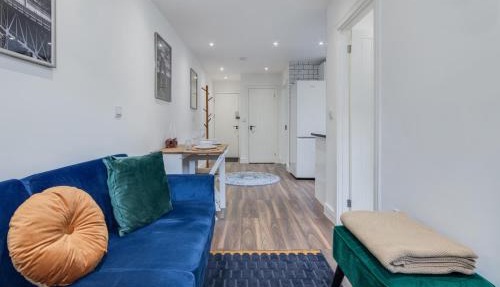 Modern 1 Bed Apartment - Nine Elms, Battersea