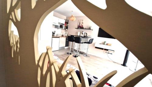Le Debussy 5 personnes, lit bébé, balcon, parking privé gratuit