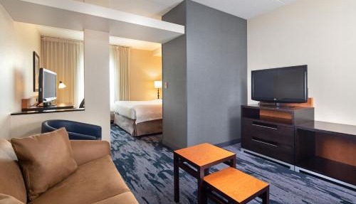 Fairfield Inn & Suites by Marriott Toronto Mississauga