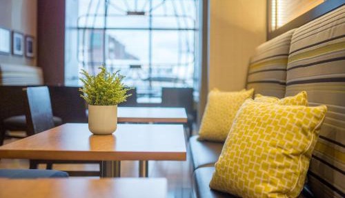 Hampton Inn & Suites Washington, D.C. - Navy Yard