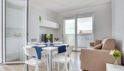 Just Urban Stays - Modern 1-BR Flat with 90 sqm Terrace - M4 Tolstoj
