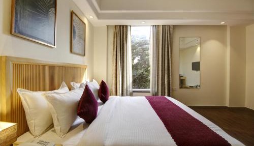 Saltstayz Select - Galleria Market & Golf Course Road