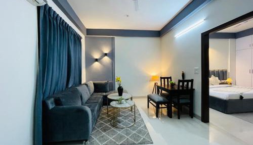 Serviced Apartment near Medanta by BedChambers