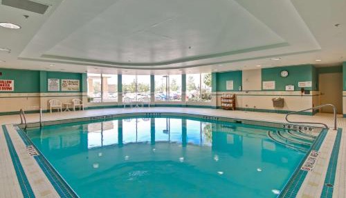 Homewood Suites by Hilton Toronto Airport Corporate Centre