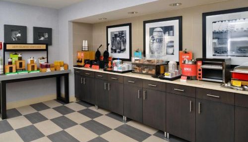 Hampton Inn San Francisco - Daly City