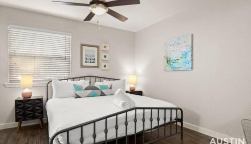 Walk To Zilker King Bed Pool Free Parking