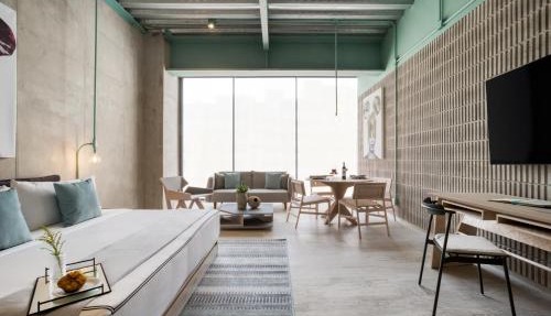 Collections by ULIV Polanco