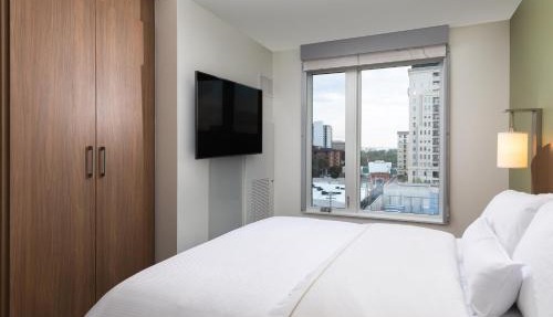 Element by Marriott Denver Downtown East