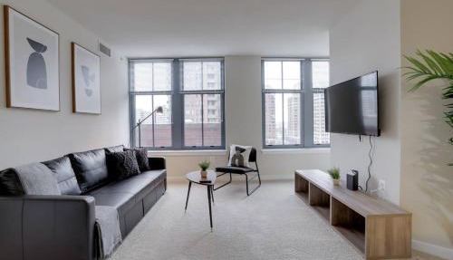 Bright and Cozy Apartment Near Pentagon City