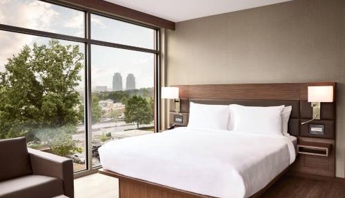 AC Hotel by Marriott Atlanta Perimeter
