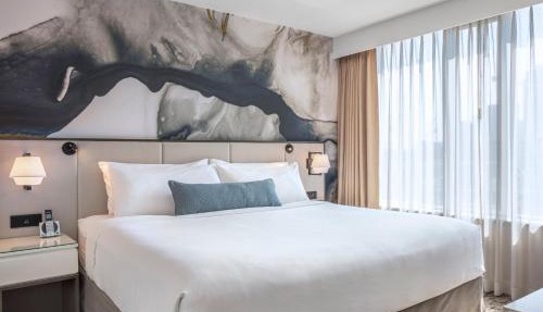 Delta Hotels by Marriott Vancouver Downtown Suites - Downtown Vancouver