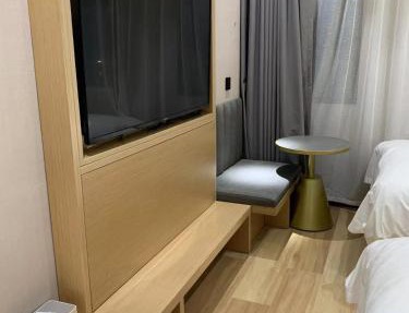 Meego Smart Select Hotel