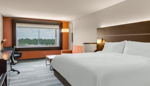 Holiday Inn Express & Suites Sanford - Lake Mary by IHG
