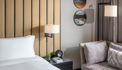 New World Saigon Hotel