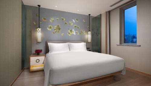 Crowne Plaza Shanghai Nanjing Road by IHG