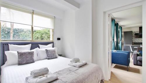 TROCADERO/EIFFEL TOWER - 3 Bedrooms- All New!