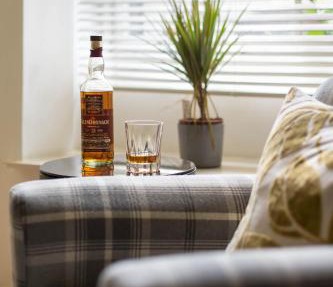 Sunshine On Leith Apartment